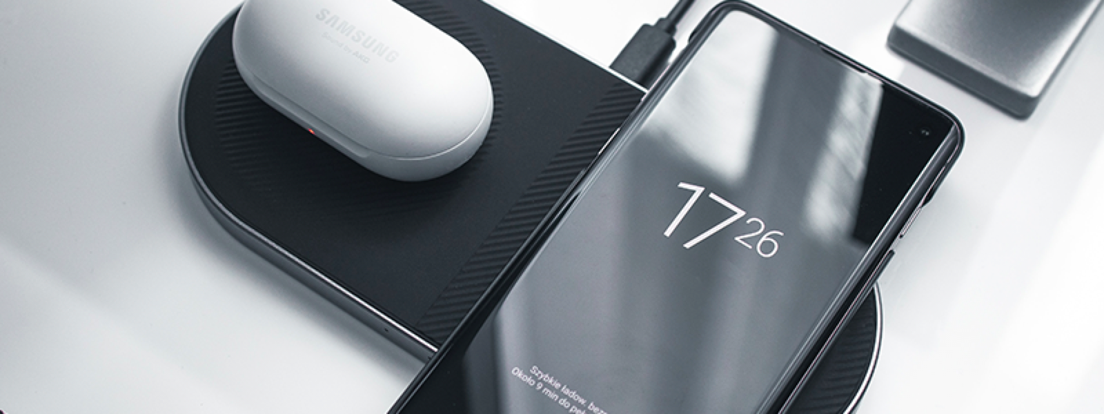 incarcator wireless telefon bun