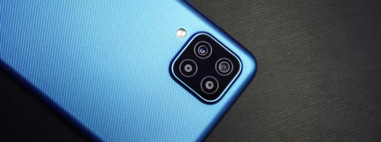 specificatii samsung a12